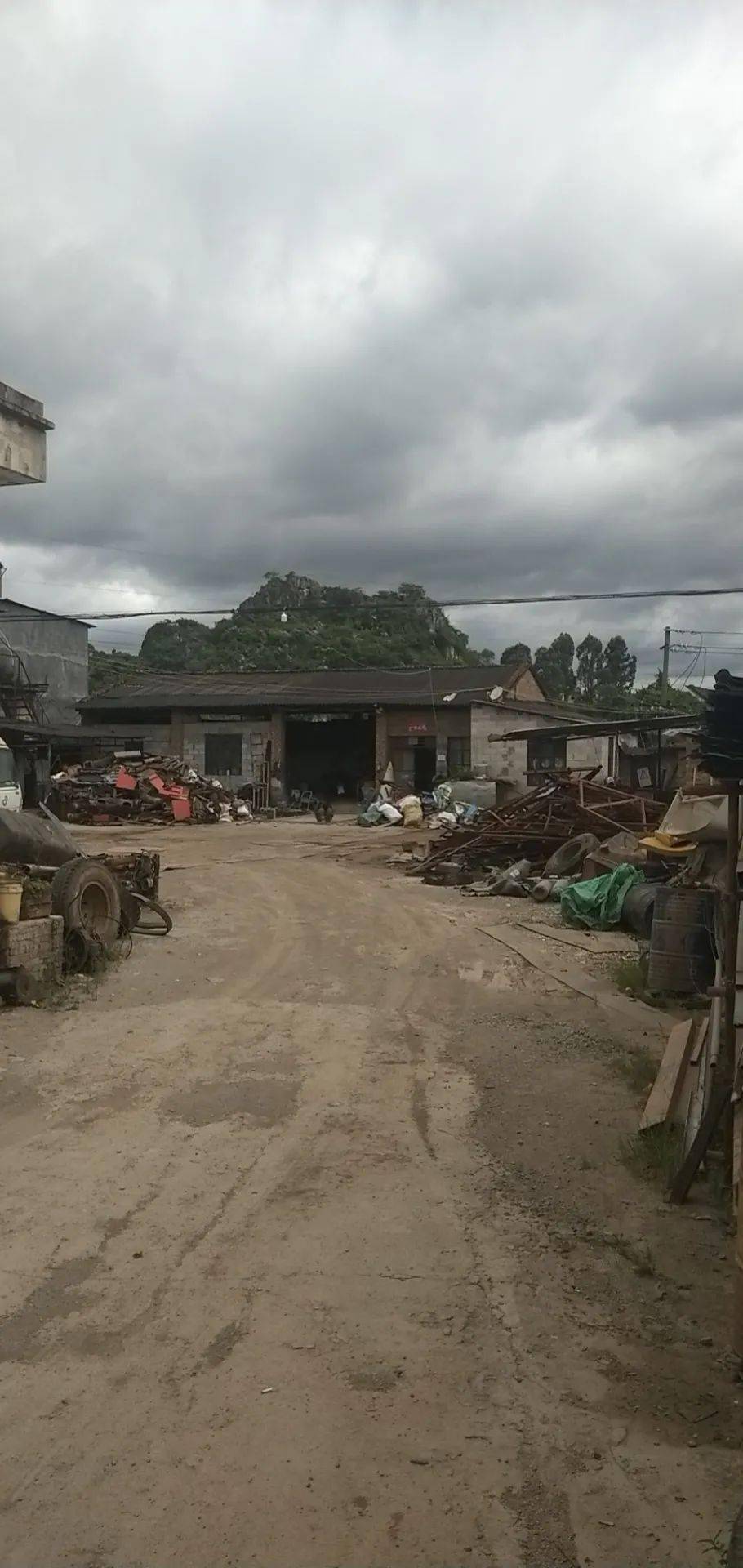 沾益最新地基出售，故事中的溫馨家園締造地